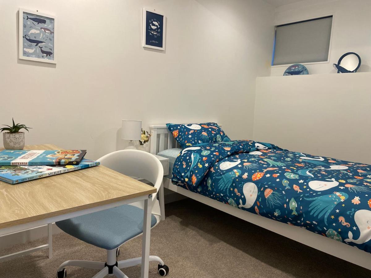 Family Friendly 3Br Flat - 3Min Walk To The Beach - Self Contained Auckland Eksteriør billede