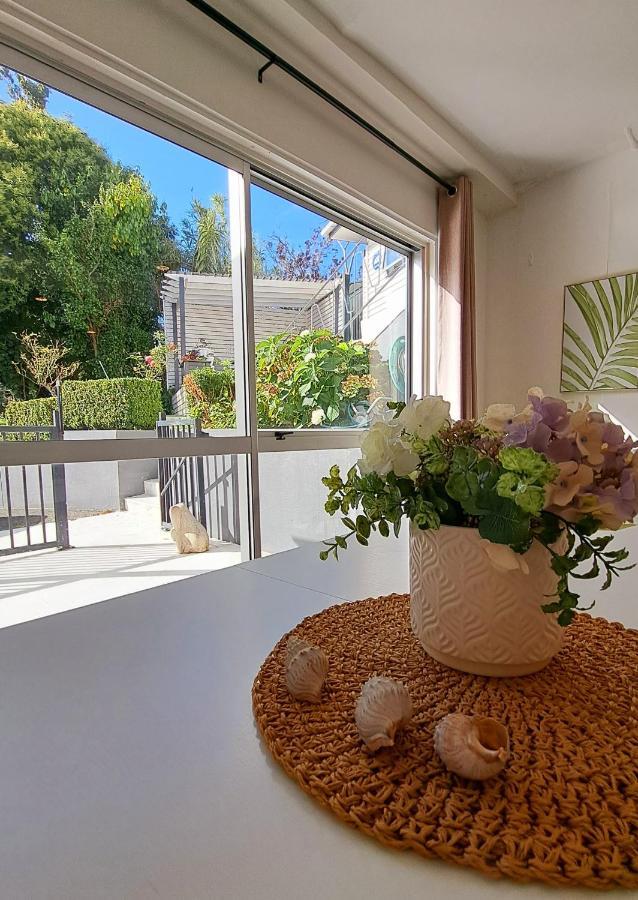 Family Friendly 3Br Flat - 3Min Walk To The Beach - Self Contained Auckland Eksteriør billede
