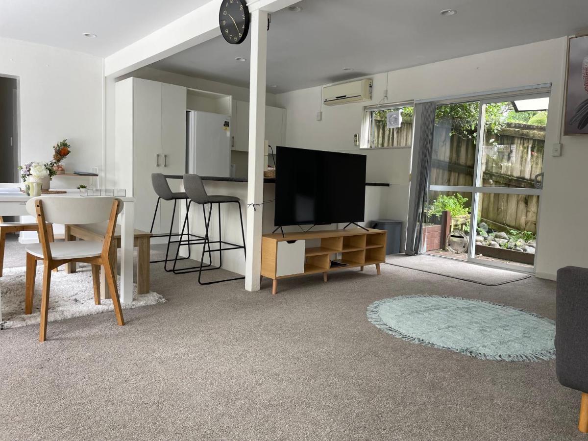 Family Friendly 3Br Flat - 3Min Walk To The Beach - Self Contained Auckland Eksteriør billede